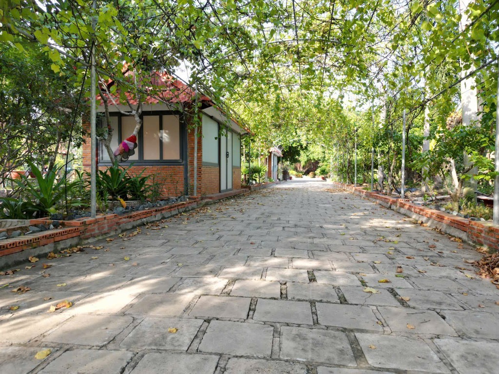Biệt Thự Sinh Thái Vườn Hưng Long Bình Chánh 10.000m2  Chỉ 80 Tỷ - Ảnh 1